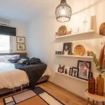 Centrally Located Apartment Close To The Beach