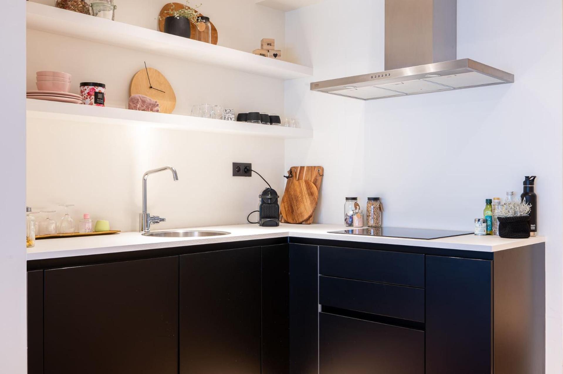 Centrally Located Close To The Appartement