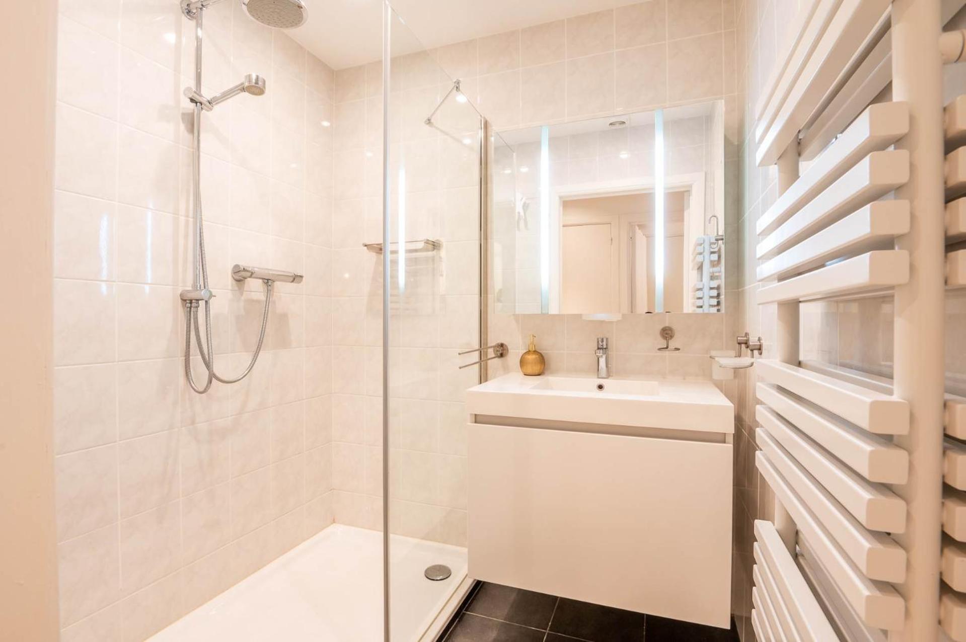 Centrally Located Close To The Oostende