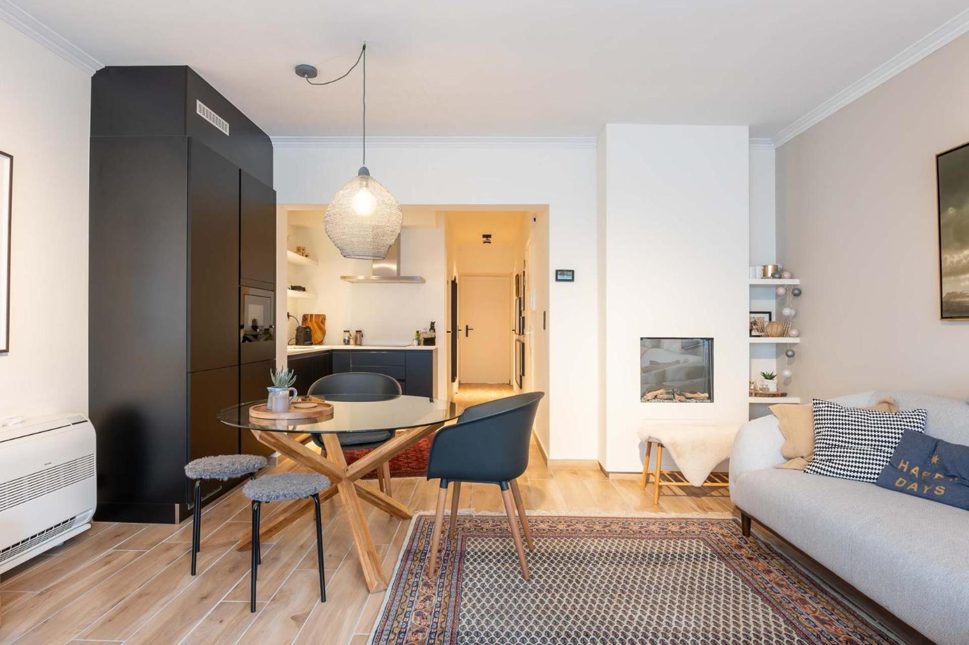 Centrally Located Close To The Appartement